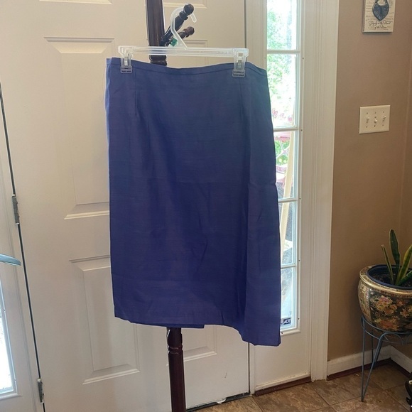 Stefani STUDIO PURPLE 2 PIECE SKIRT SUIT BLAZER & SKIRT SIZE 16 - Picture 7 of 11